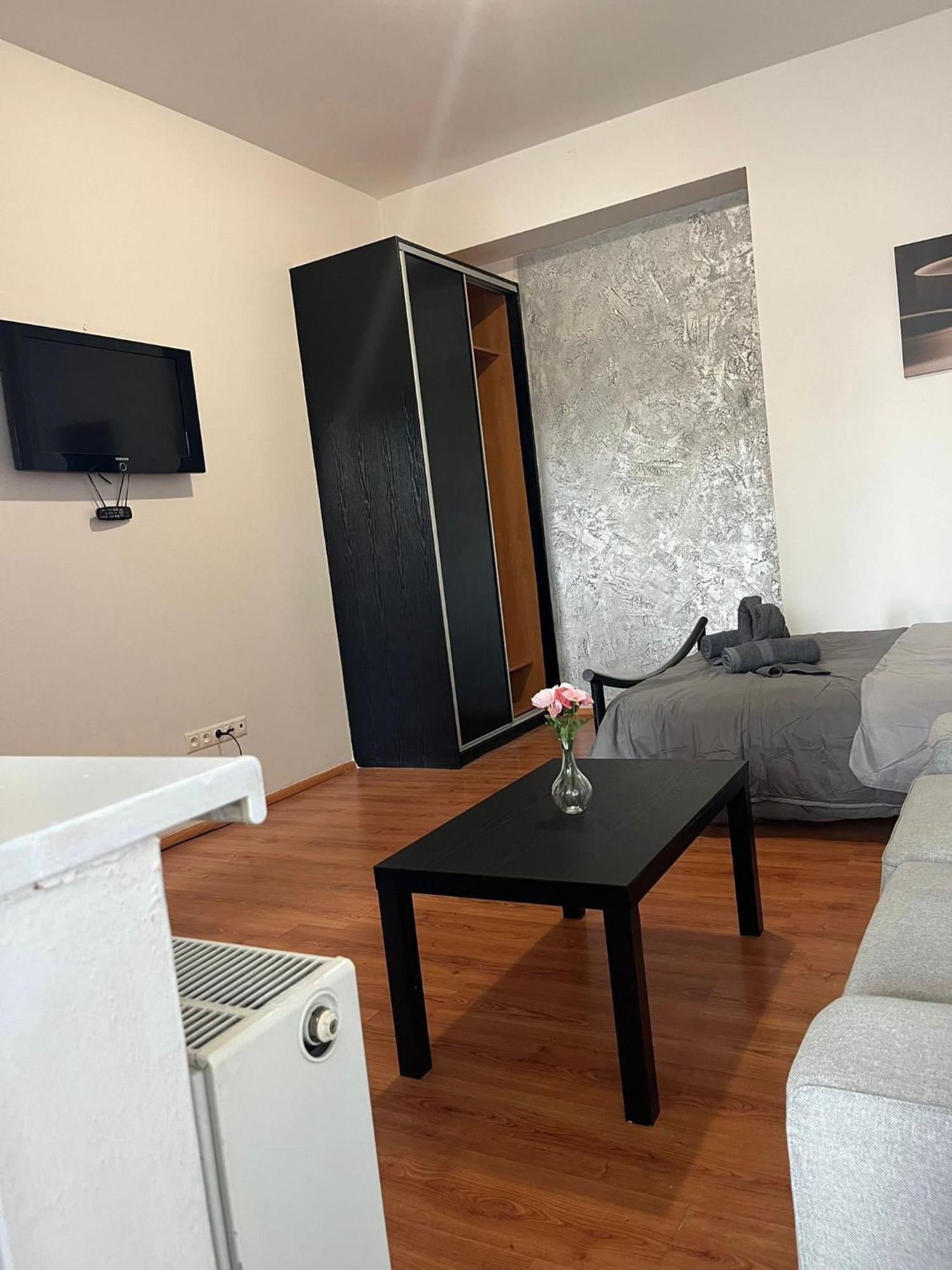 1St Plaza Apartment 布拉迪斯拉发 外观 照片